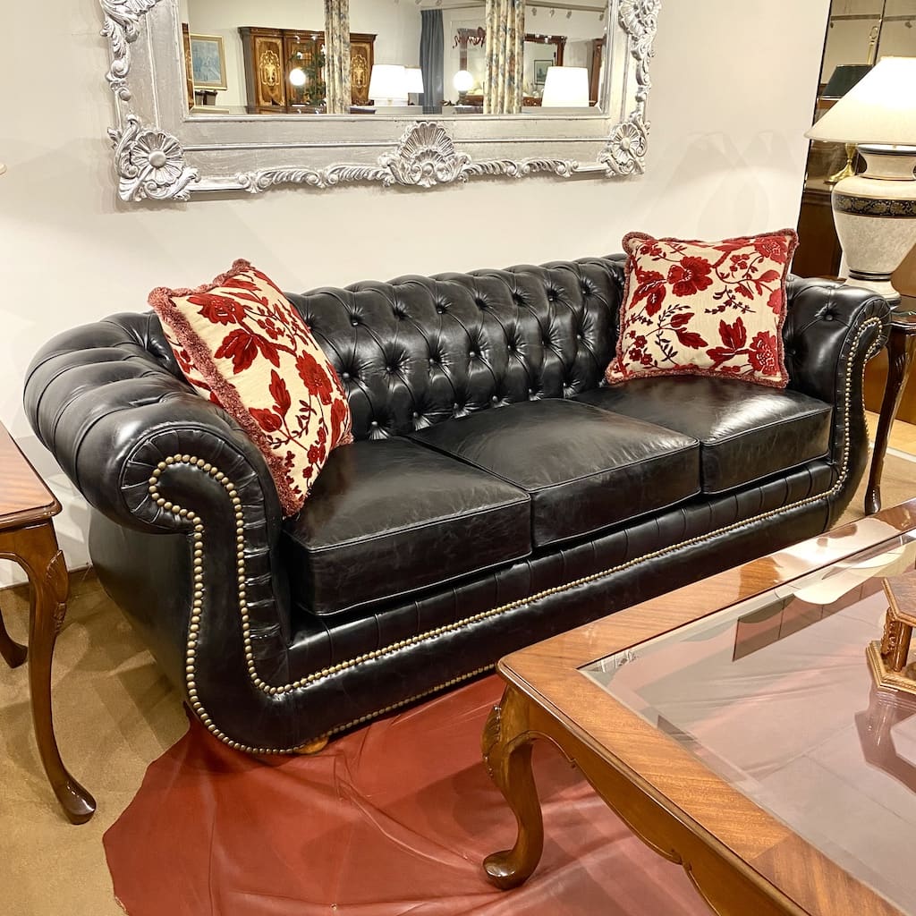 Sofá chesterfield victoriano
